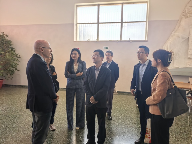 8.参观罗马第一大学古典艺术博物馆.jpg