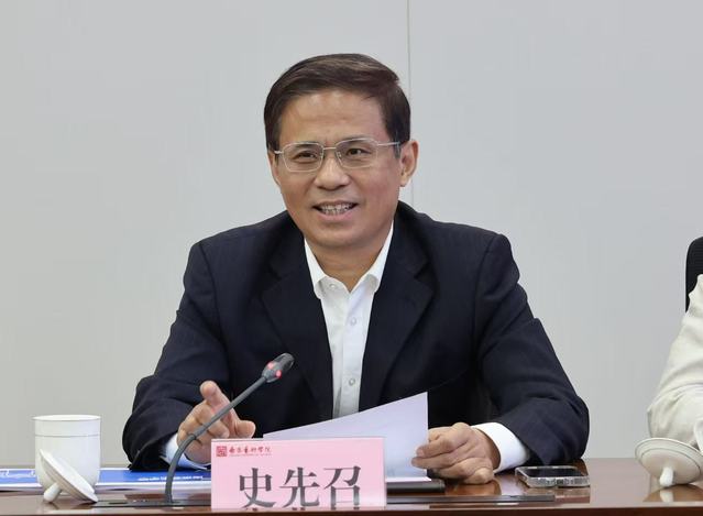 史先召.jpg
