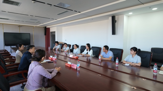 会议现场.jpg